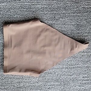 NWT SKIMS Sheer Sculpt High Waist Thong, Size XSmall (0-2), Color Sienna